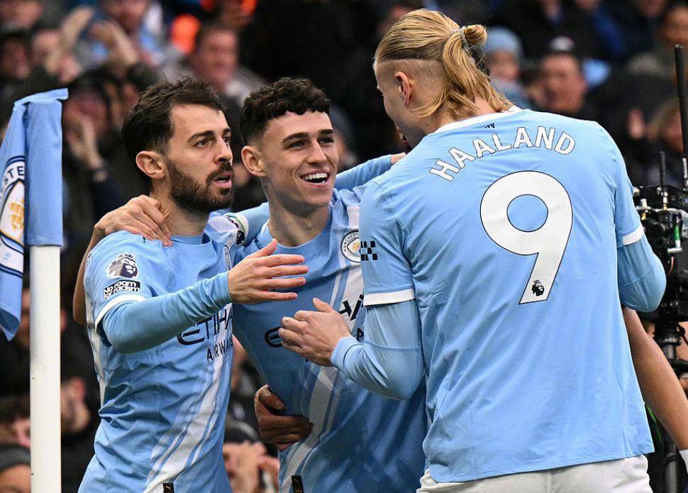 福登闪击破纪录+补时绝杀,铁卫送点恩梅查手刃旧主,曼城3-2鱼腩